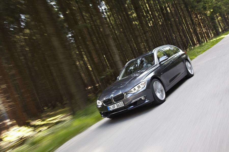  BMW 328i Touring Luxury 2012 года  (фото 187 из 200)